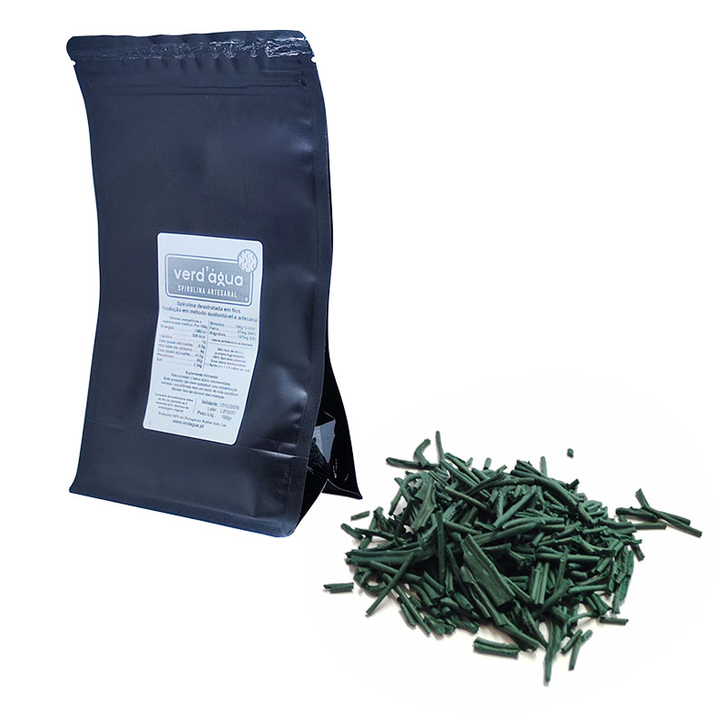 Spirulina pura desidratada em fios